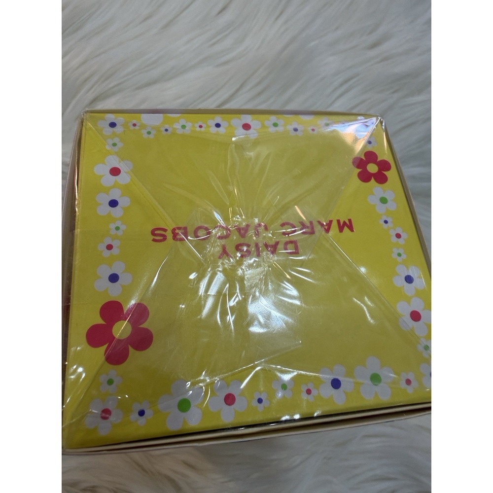 Marc Jacobs Daisy Eau So Fresh Glow Limited Edition EDT – 2.5 fl oz / 75ml - Picture 3 of 5